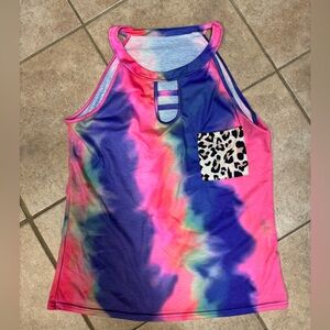 Colorful Tie-Dye Tank Top with Leopard Pocket